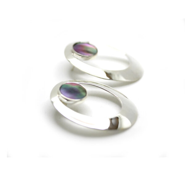 "Circle" Silver Shell Earrings - Image 5