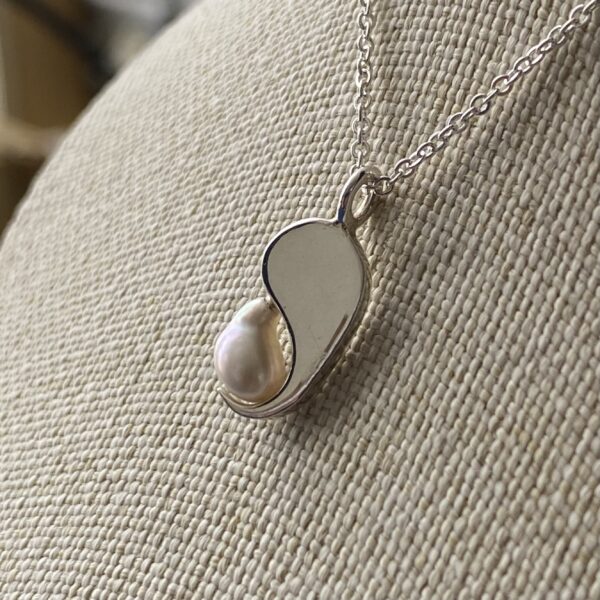 Cortez Keshi Pearl Silver Necklace - Image 9