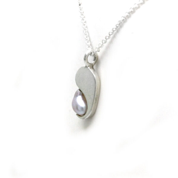 Cortez Keshi Pearl Silver Necklace - Image 4