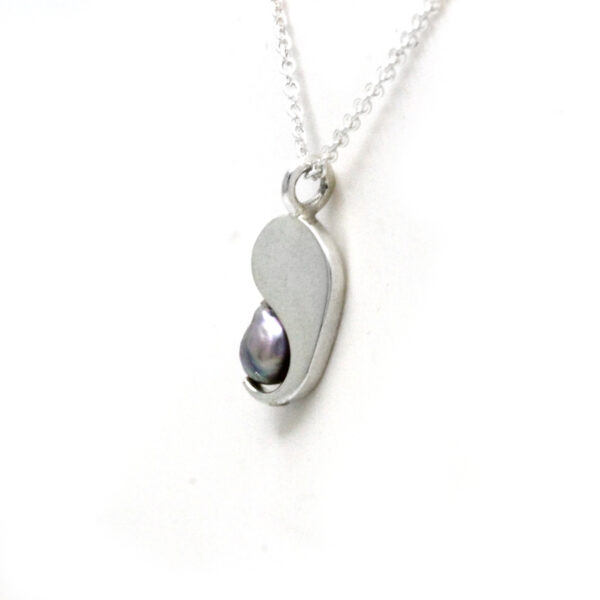 Cortez Keshi Pearl Silver Necklace - Image 5