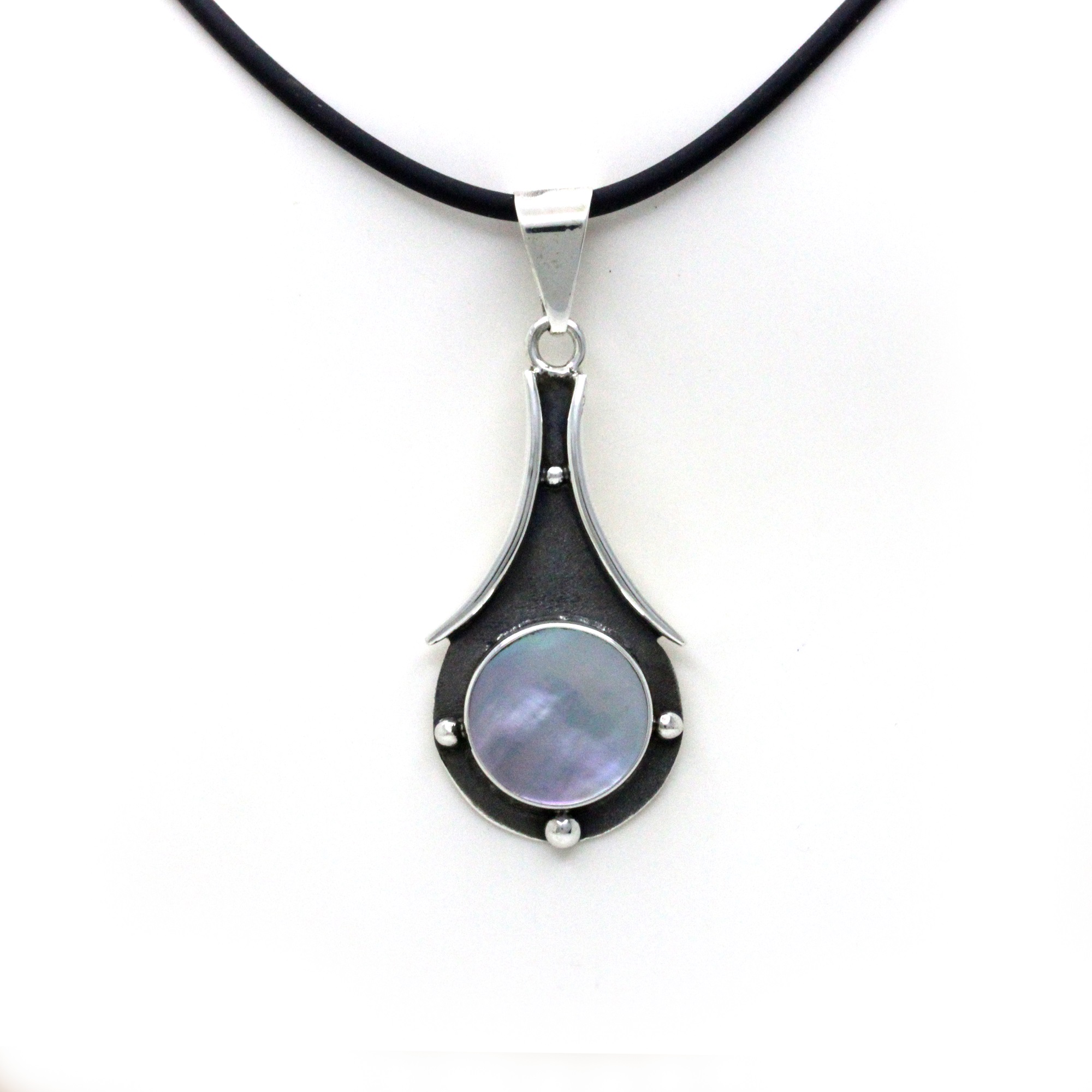 Dark Silver Shell Pendant