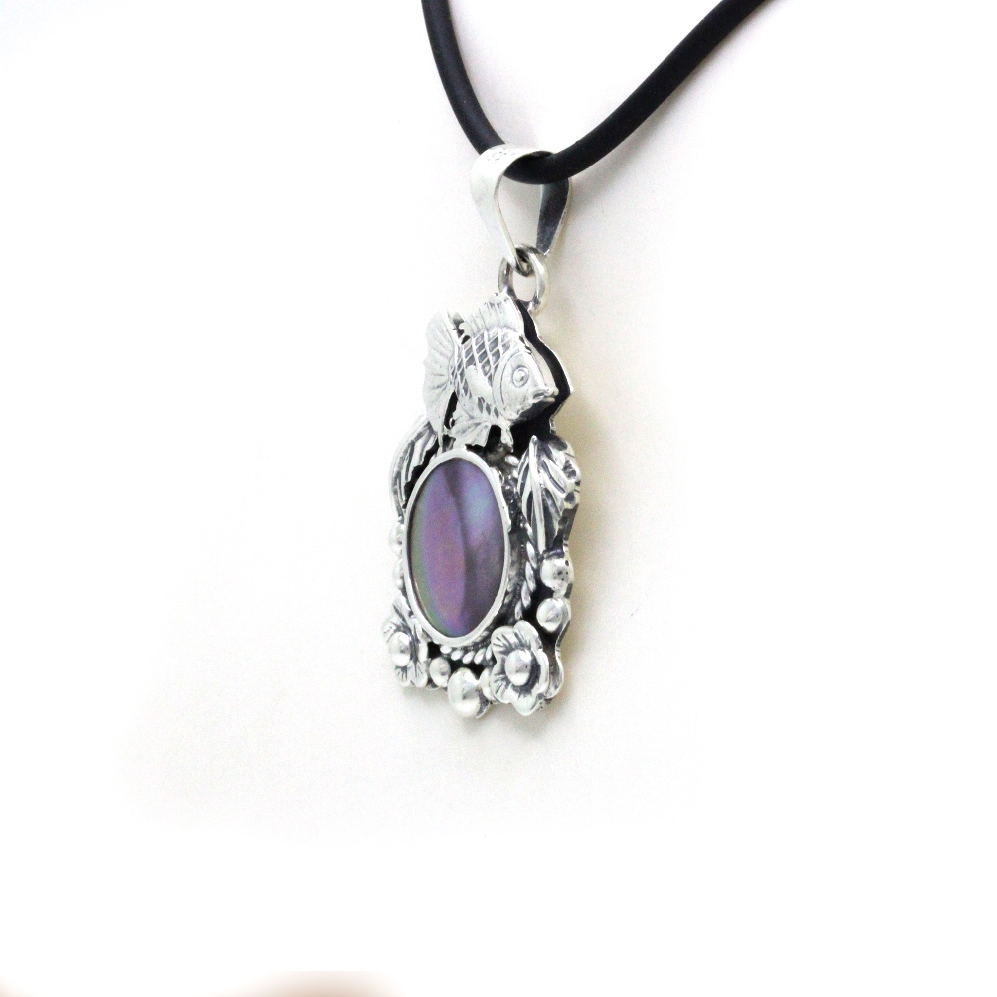 "Fish" Silver Shell Pendant - Image 4