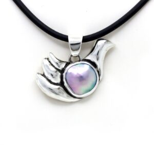 "Dove" Silver Pendant with Cortez Mabe Pearl by Priscila Canales