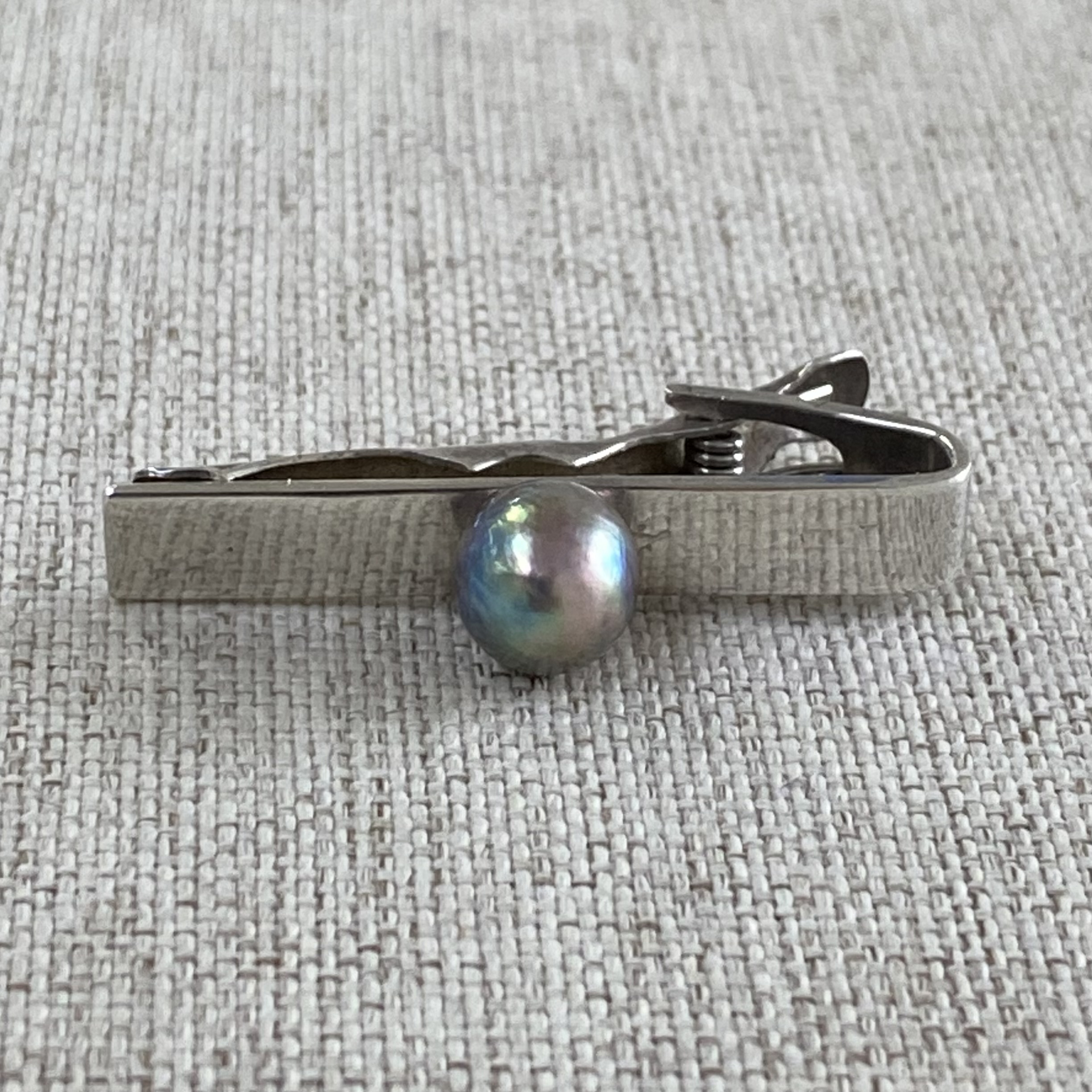 Silver Tie Clip with Colorful Cortez Pearl - Image 3