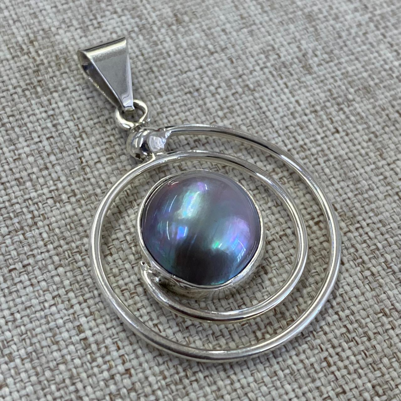 "Espiral" Silver Pendant with Cortez Mabe Pearl - Image 7